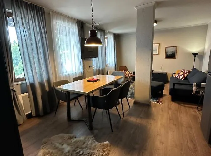 아파트 Art Grand Monastery *