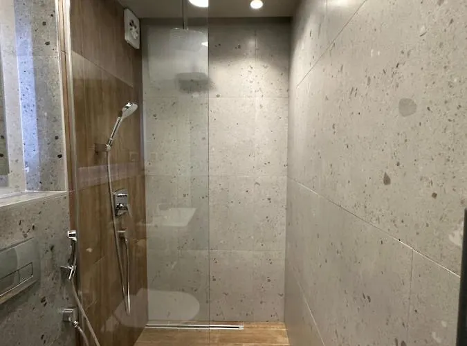 아파트 Art Grand Monastery